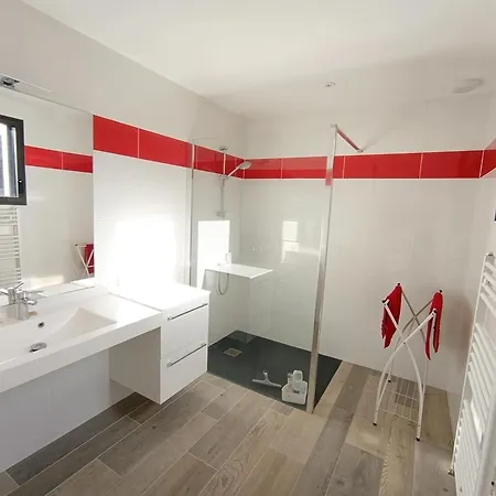 Maison Familiale Pour 6 Personnes A - Secteur Brillac - Fr-1-639-130 بيت للعطل